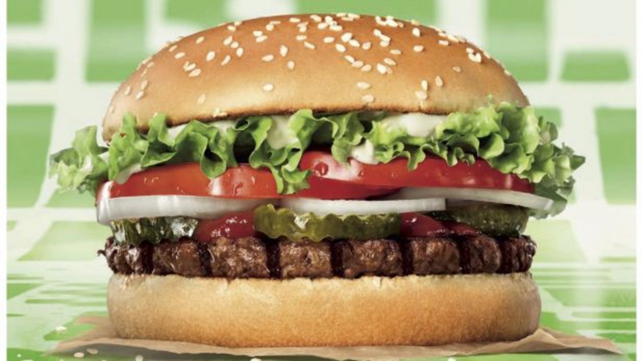Burger King bietet den pflanzlichen "Rebel Whopper" nun auch in der Schweiz an. (Bild Burger King)