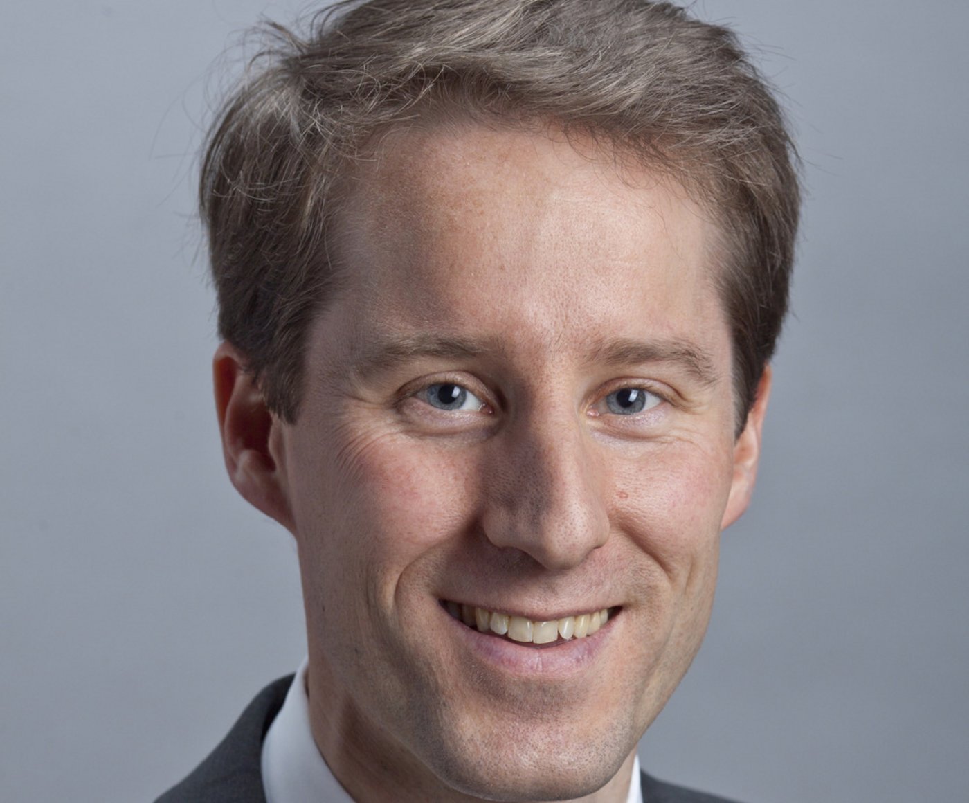 Thomas Aeschi (36) ist Unternehmensberater und wohnt in Baar. (Bild parlament.ch)