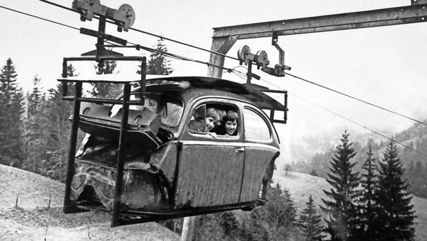 Ein ausrangierter Käfer diente als Seilbahnkabine zur Schwesternegg.