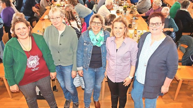 Der Vorstand des Bezirksverein mit Susanne Schär, Inge Stutz, Brigitte Grab, Martina Dünki und Susanna Meister.