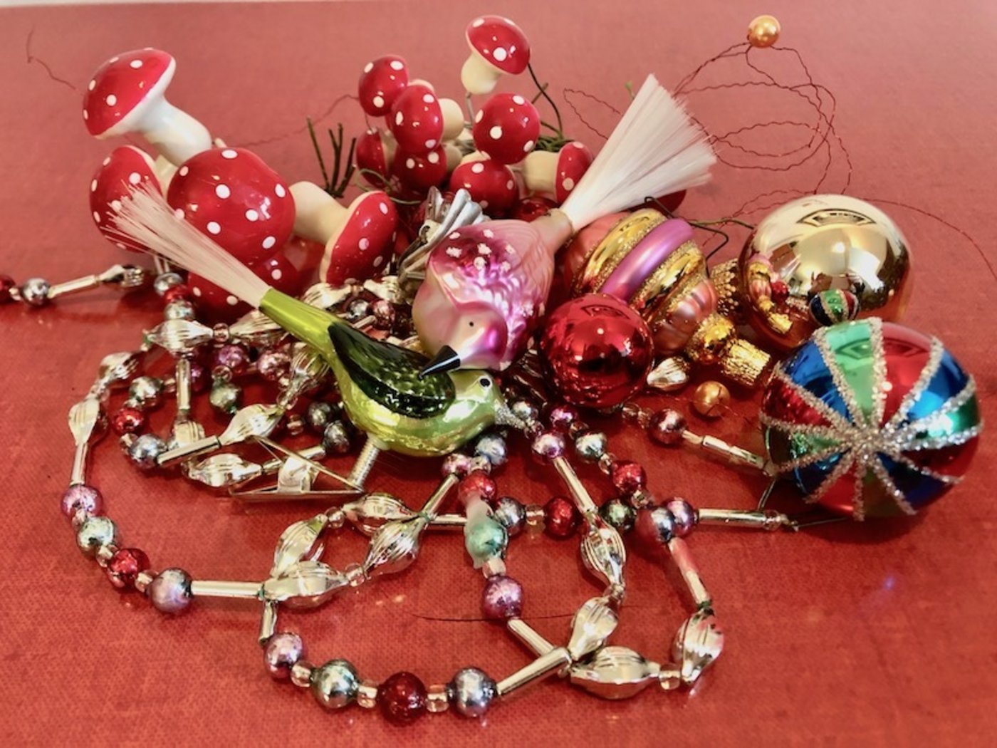 Stücke aus der Weihnachtskiste.