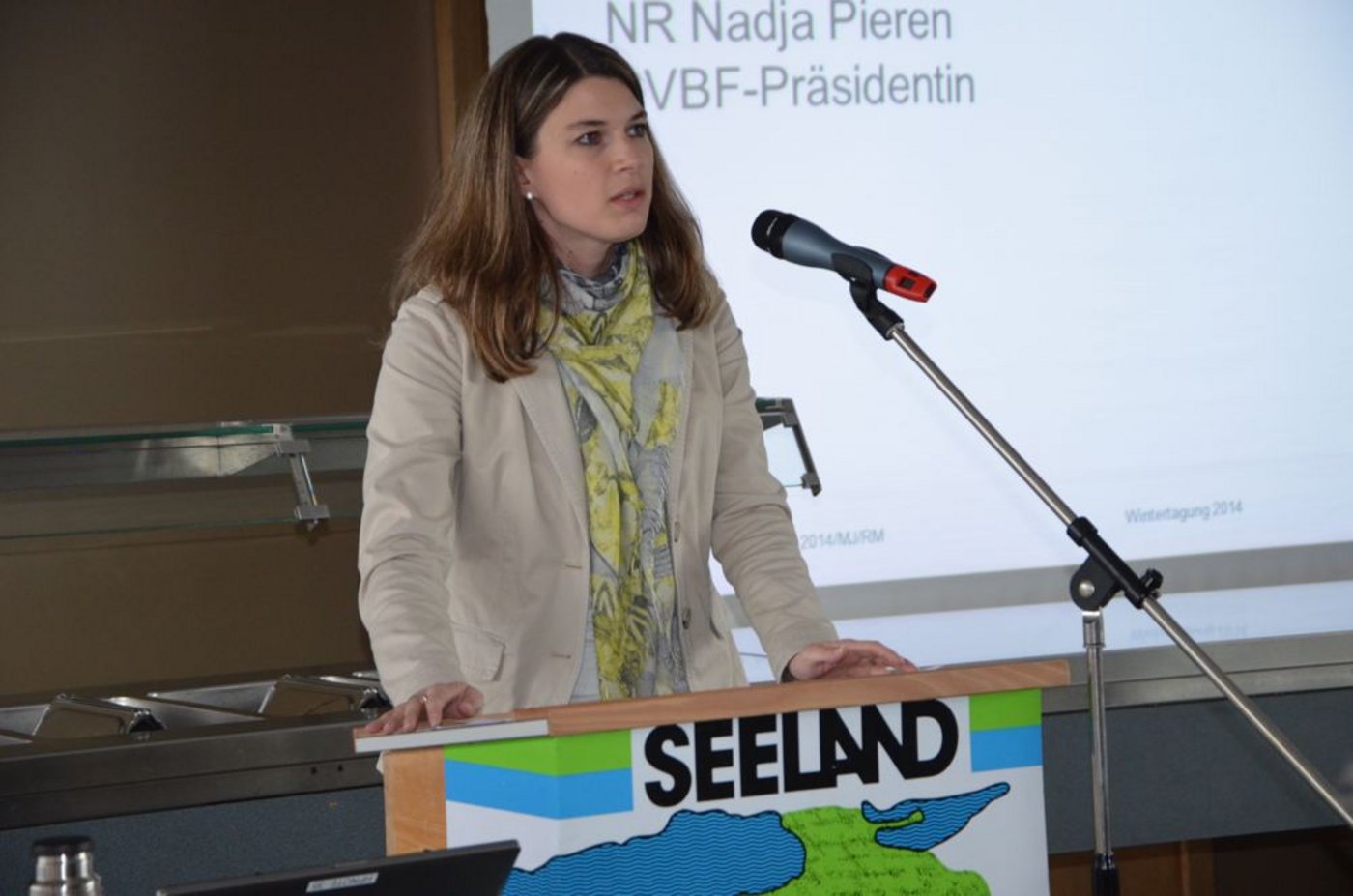 Nadja Pieren eröffnete ihre erste Wintertagung. (Bild: Theresia Nobs)