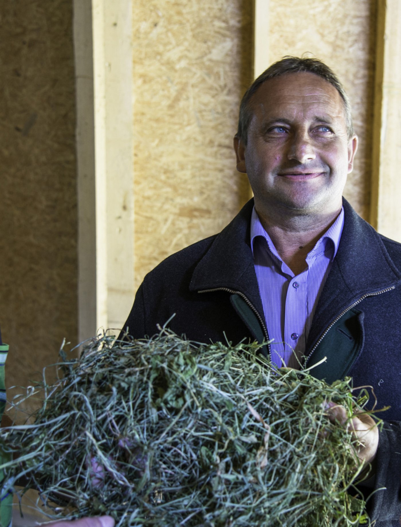 Heumilch-Produzent Karl Neuhofer.