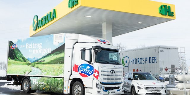 Die Tankstelle wurde in Zusammenarbeit zwischen H2 Energy AG und der Landi Sempach-Emmen sowie mit Unterstützung des Projekts «H2Haul» in Rekordzeit realisiert, heisst es in der Mitteilung. (Bild Landi Sempach-Emmen)