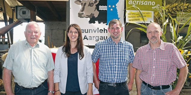 Hans Barmettler, Geschäftsführerin Mirjam Zumbühl, Cyrill Gauch und Hugo Abt (v. l.).