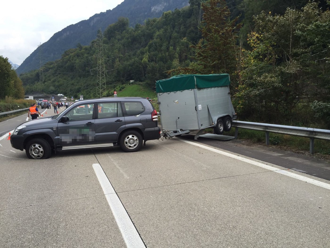 Die A3 musste für eine Weile in beide RIchtungen gesperrt werden.
