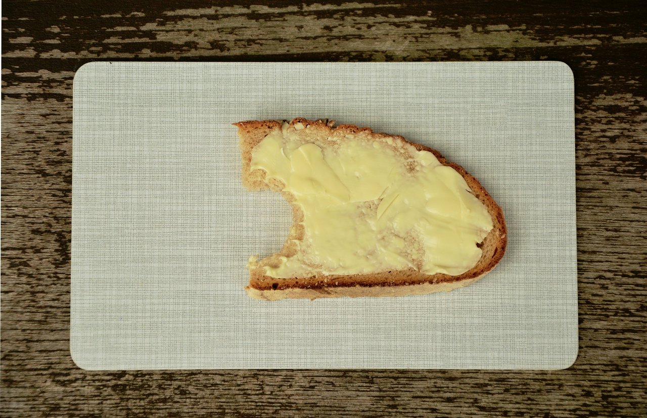 Die Schweizer Butterlager leeren sich, Milchfett ist zurzeit ein rares Gut. (Bild Pixabay)