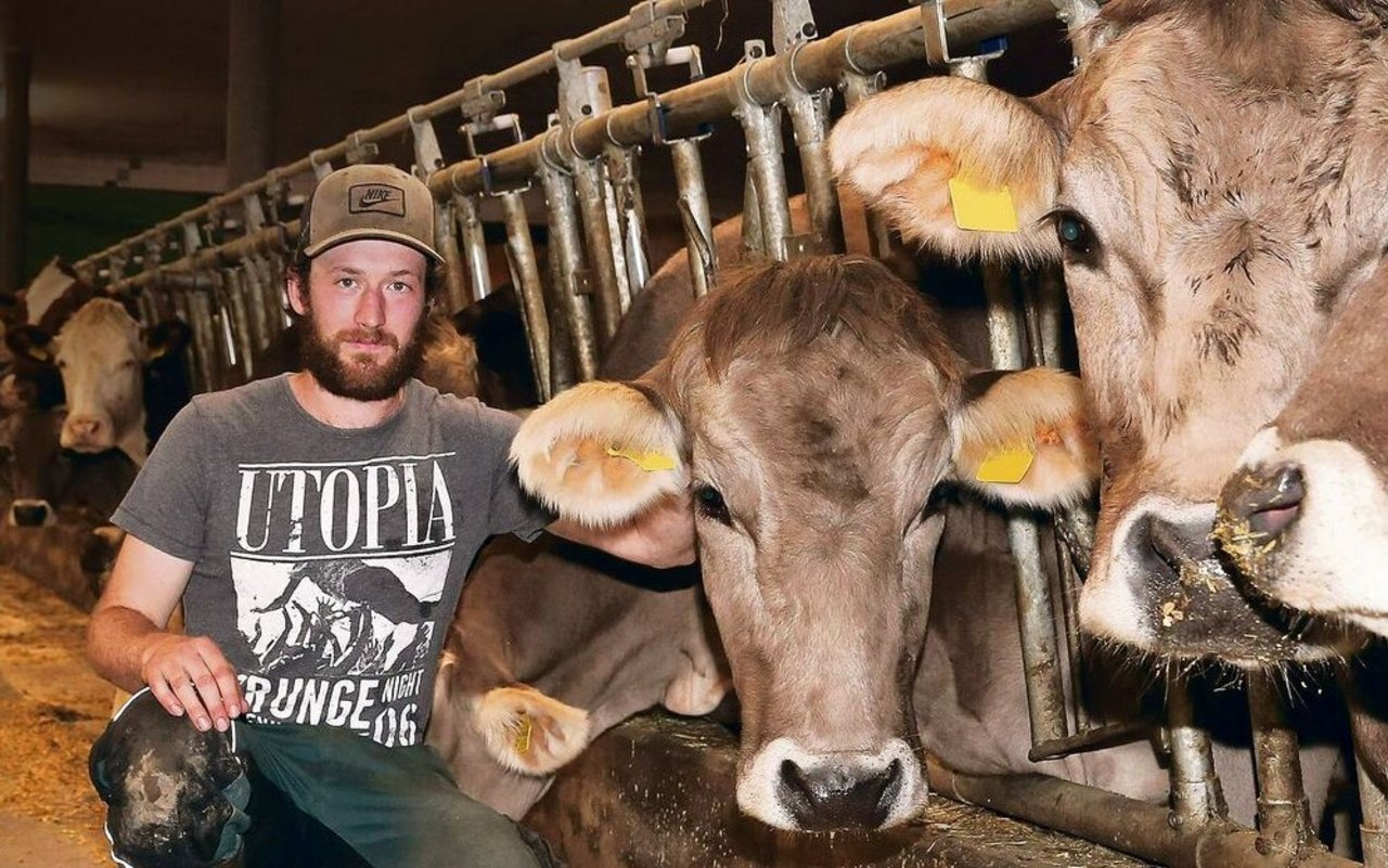 Jonas Fries ist zwar nicht auf einem Landwirtschaftsbetrieb aufgewachsen, verbrachte aber schon als Kind viel Zeit bei den Tieren auf dem Hof seiner Gotte.