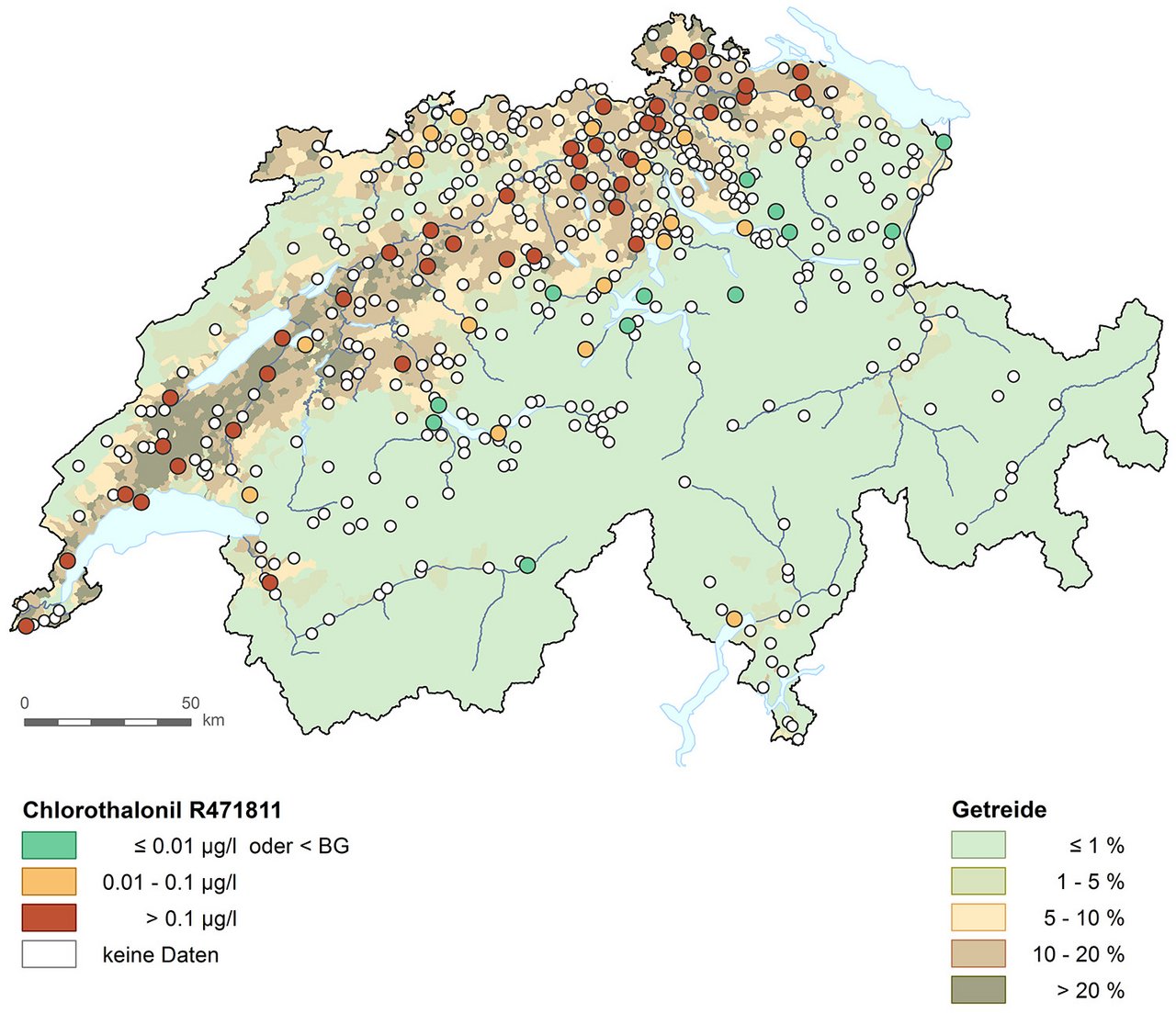 Maximalwert pro NAQUA-Messstelle. BG: Analytische Bestimmungsgrenze. Die Karte zeigt auf Grundlage der Ergebnisse von 70 Messstellen (Pilotstudie 2017/2018) eine weiträumige Verbreitung und einen hohen Anteil von Grenzwertüberschreitungen von Chlorothalonil R471811 im Grundwasser des Mittellandes.