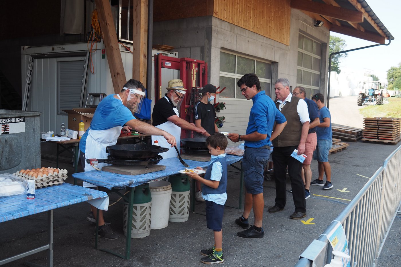 Keiner zu klein für Rösti, Speck und Spiegelei