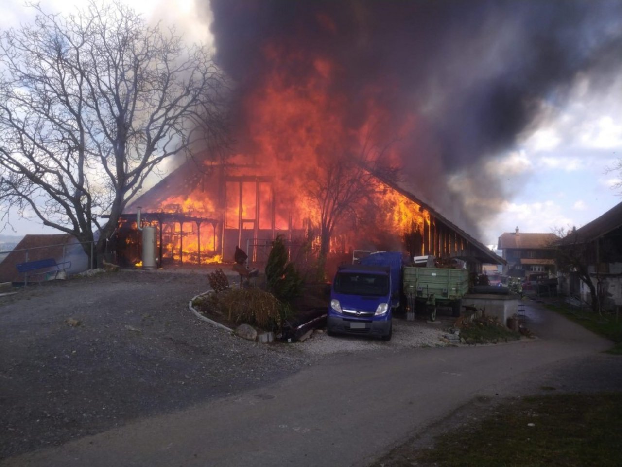 Beim Scheunenbrand in Mühlau wurde niemand verletzt. (Bild Kapo AG)