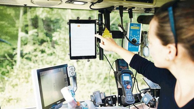 Im Feldbau ist die D Im Feldbau ist die Digitaliserung schon weit fortgeschritten, aber auch in der Tierhaltung und im Betriebsmanagement ist vieles möglich.