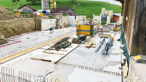 Baustelle auf einem Baustelle auf einem Bauernhof im Kanton Luzern. Nach wie vor wird in der Landwirtschaft viel investiert. Bauprojekte sollten sehr gut geplant werden, um Enttäuschungen und Probleme zu vermeiden.