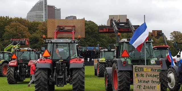 Die Bauern wollen sich diese Forderungen nicht gefallen lassen. (Bild Twitter Hugo @hevestwit)