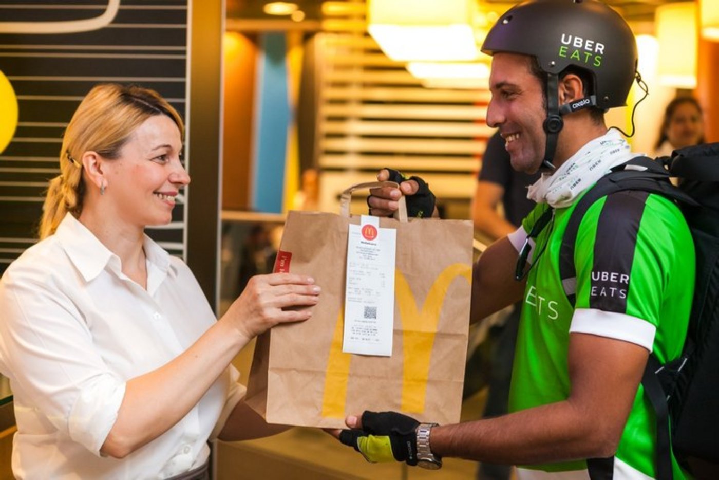 Uber Eats liefert in Genf für McDonald's. (Bild McDonald's)