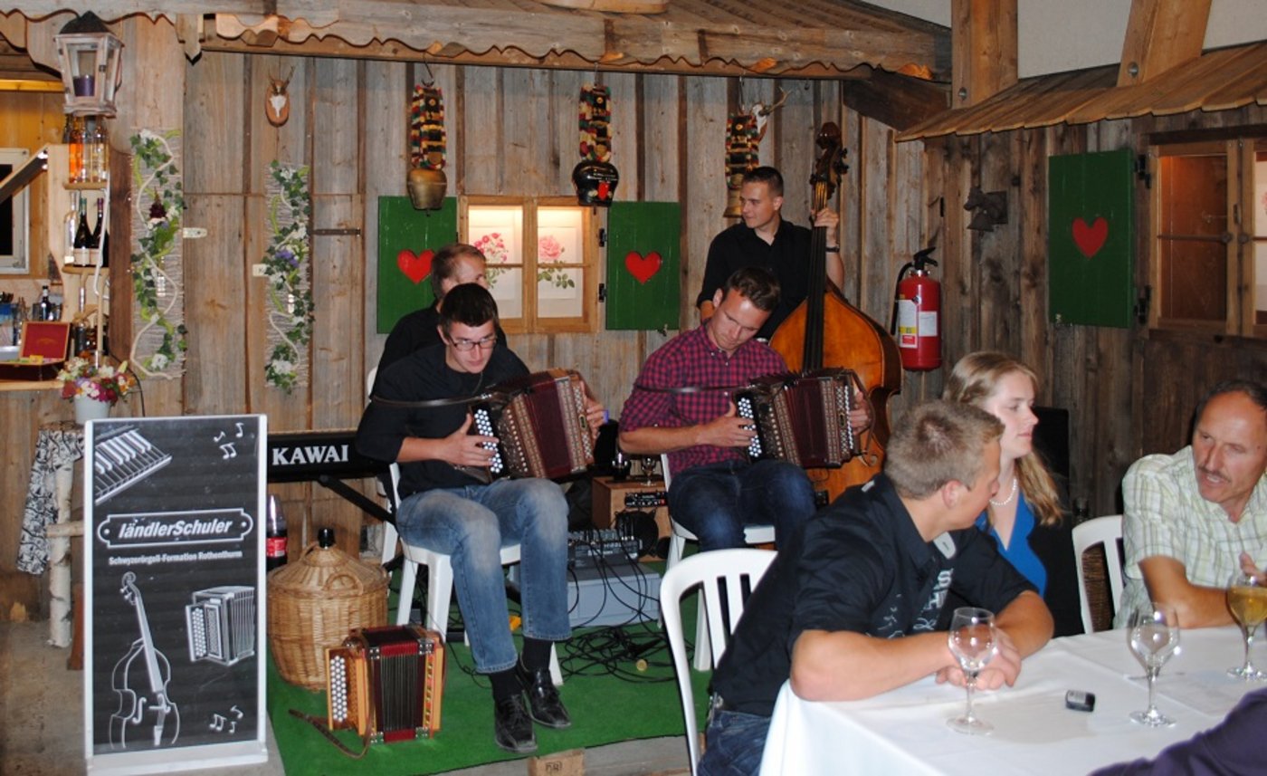 Für musikalische Unterhaltung sorgte die Formation Ländler Schuler.