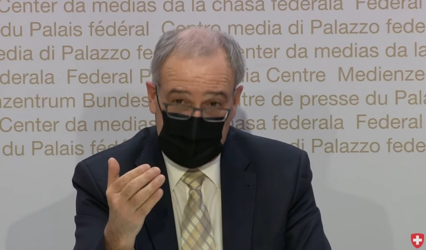 Bundespräsident Guy Parmelin bei der Präsentation des Massnahmenplans Sauberes Wasser. (Screenshot) 