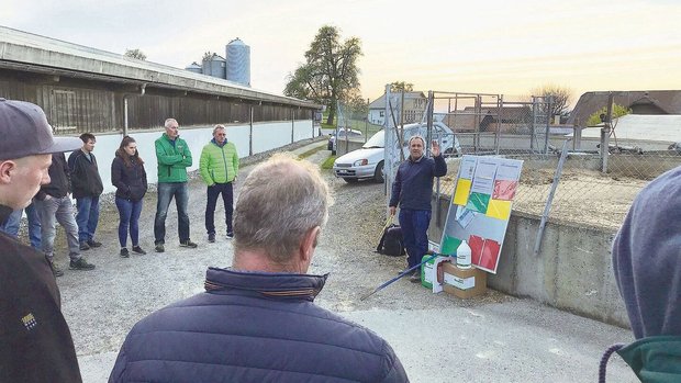 «Möglichst wenige bi «Möglichst wenige bis keine Fäulnisbakterien»: Landor-Berater Kurt Gugger vor dem Güllesilo.