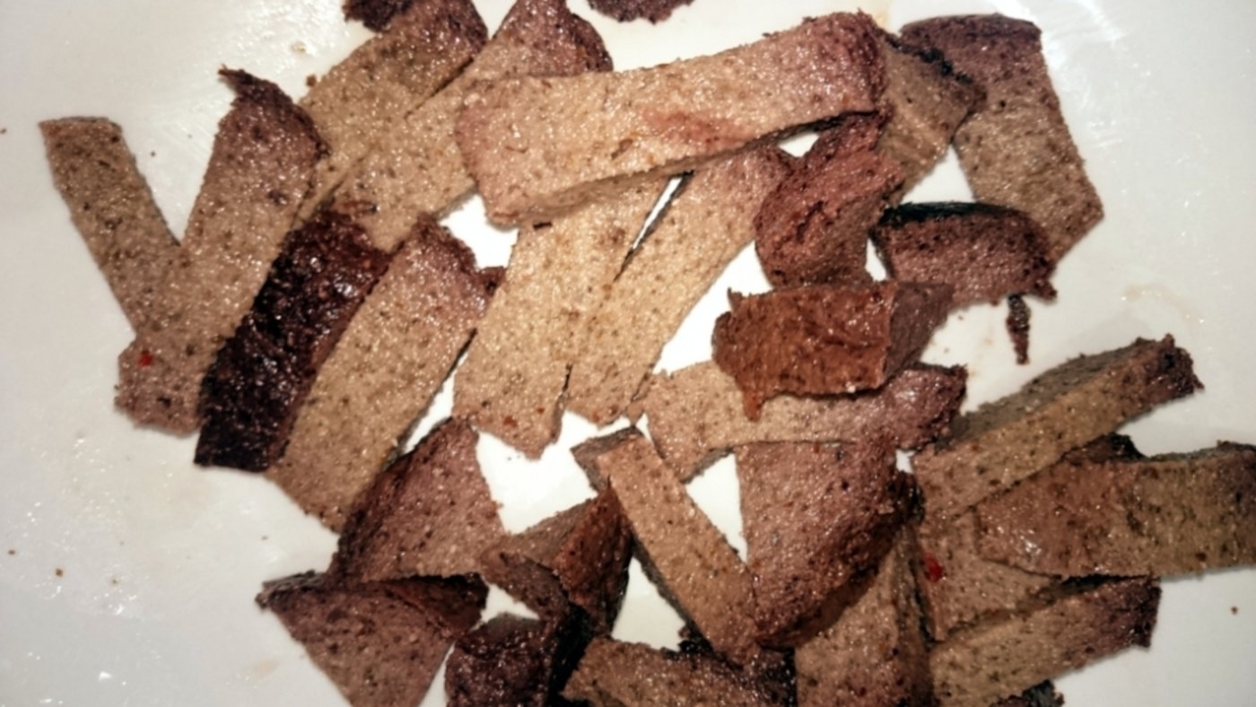 Afrikanische Wurst („Chikanda“), hier als würzige Vorspeise.