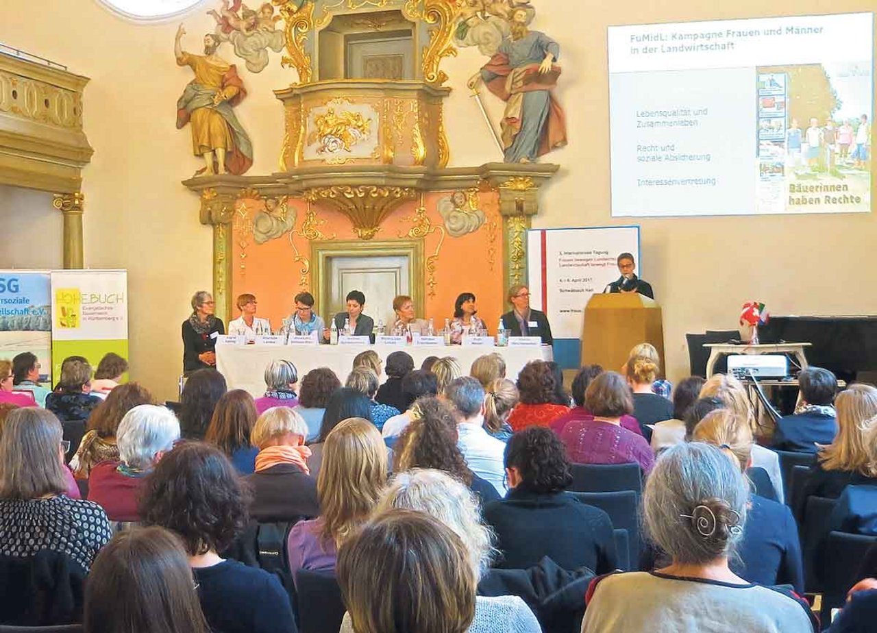 Ruth Moser von Agridea mit ihrem Beitrag "Frauen in landwirtschaftlichen Organisationen" (Bild Agridea)