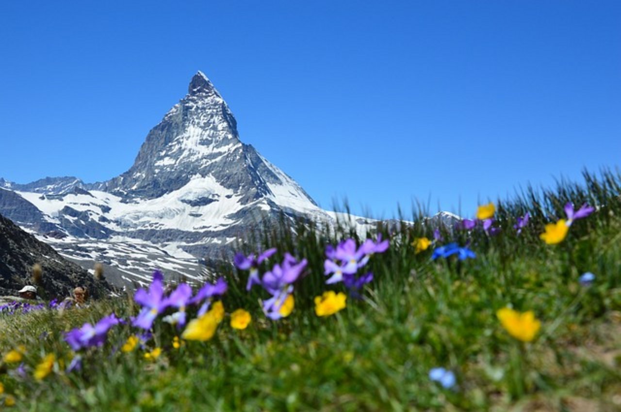 Alte Rastplätze werden zur Gefahrenzone: am Matterhorn bröckelts. (Bild Pixabay)