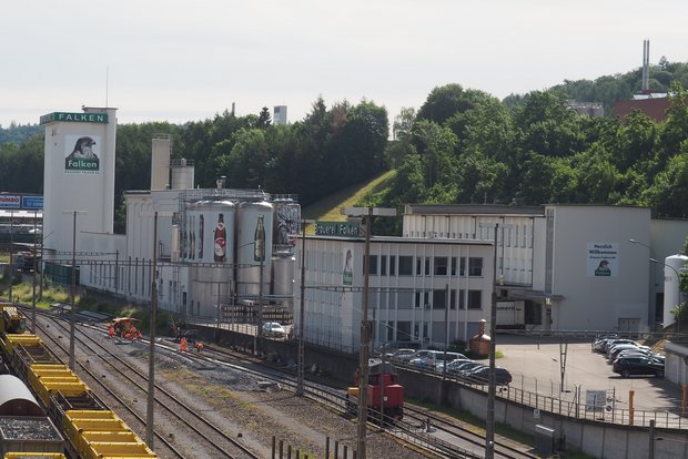 Die Brauerei Falken gehört zu den Firmen mit langer Geschichte im Kanton Schaffhausen. An der Olma 2021 soll ein bereits heute präsentiertes, neues Bier dieser Firma «Bock» auf den Gastkanton Schaffhausen» machen. (Bilder Christian Weber)