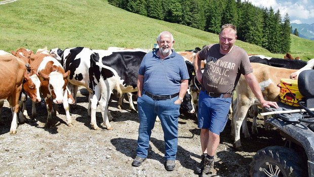 Fritz Trachsel (links) und der Viehzüchter Ueli Staudenmann von der «Warmen Seite». 