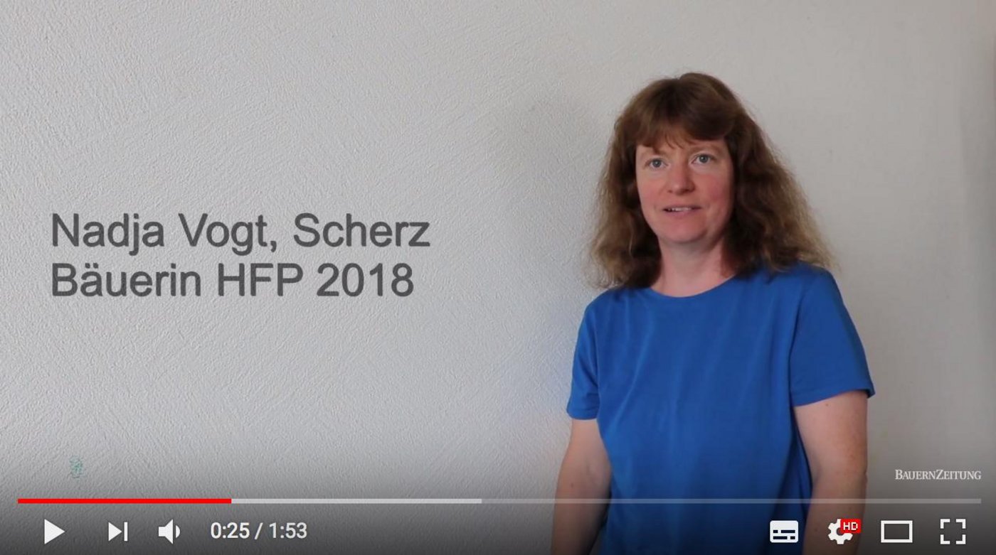 Drei Frauen berichten von ihren Erfahrungen mit der Weiterbildung zur Bäuerin HFP. (Screenshot Youtube)