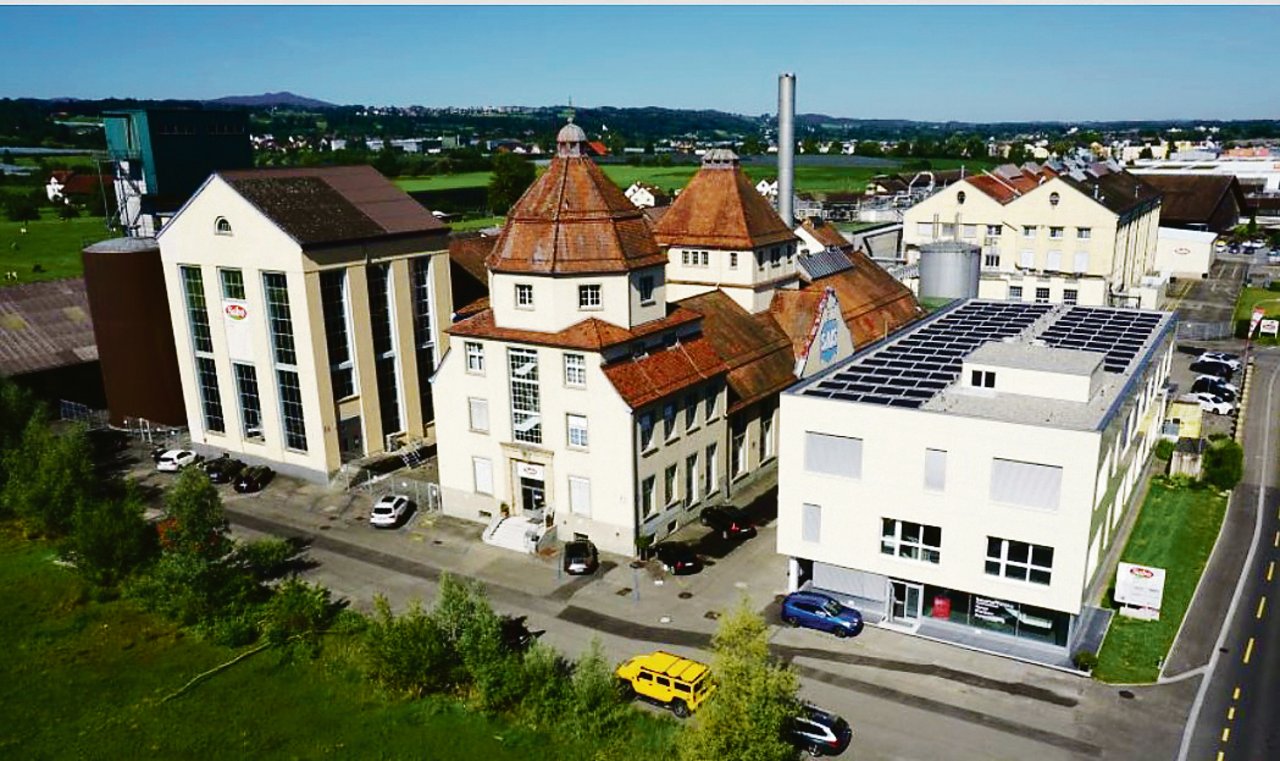 Das 40 '000 Quadratmeter grosse Werkareal der Sabo liegt an der Hauptstrasse Arbon-Rorschach, zwischen Bodensee und der Bahnlinie. (Bild zVg)