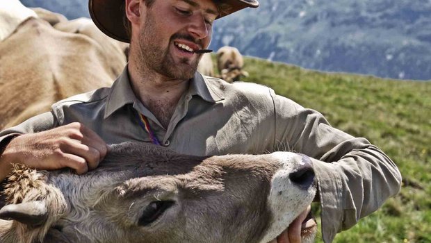 Wer seine ersten 15 Lebensjahre auf einem Bauernhof mit Nutztieren verbracht hat, kann laut Forschern psychosozialen Stress besser verarbeiten. (Bild Andreas Frank / landwirtschaft.ch)