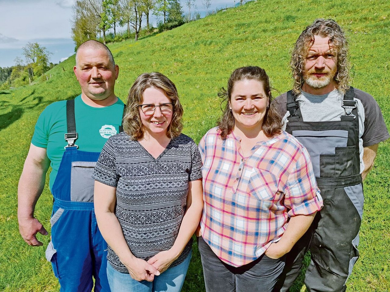 Ebenfalls eine BG mit Milchwirtschaft und Schweinen: Familien Heller (links) und Meier aus Willisau.