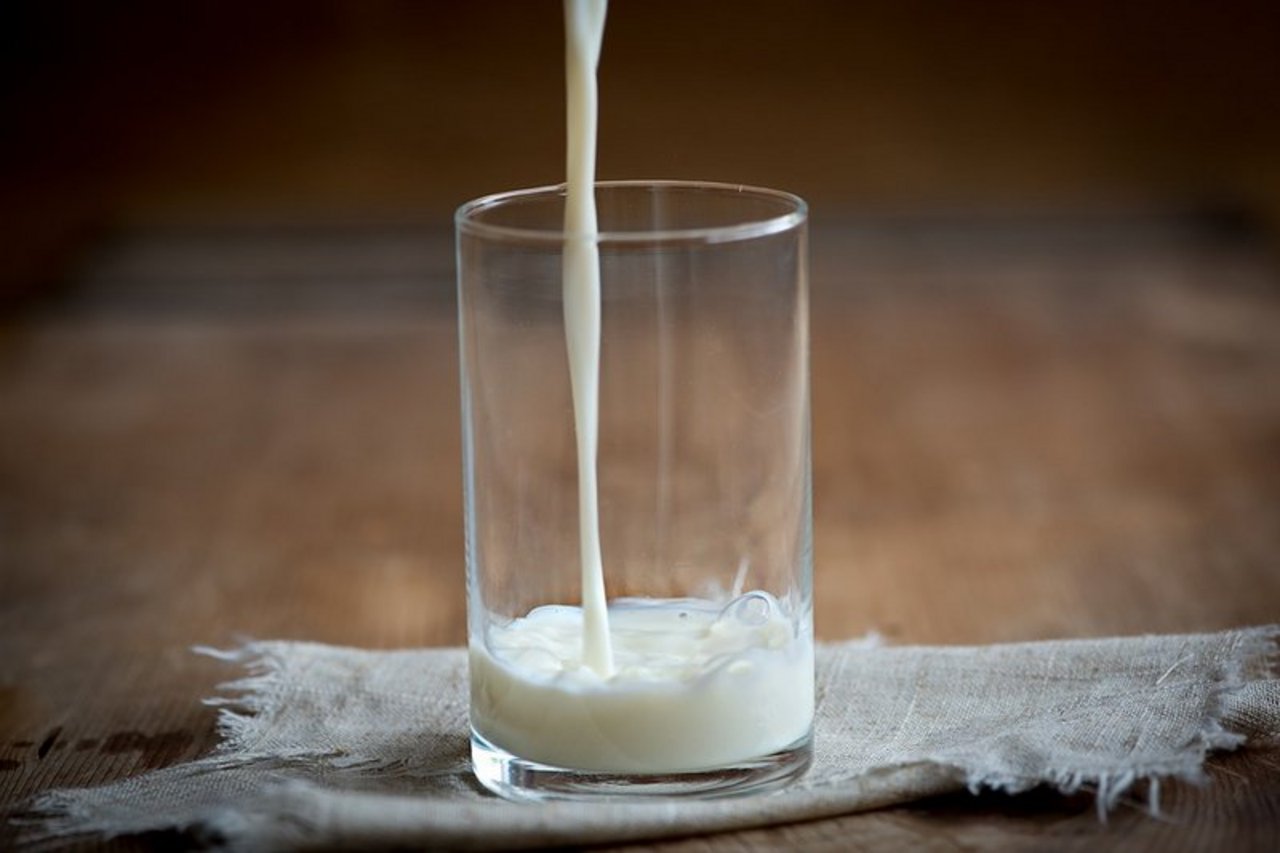 Die Produzenten bekommen auch im ersten Quartal 2019 gleich viel für ihre Milch. (Bild pixabay)