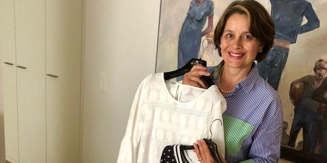 Laut Farb- und Stilberaterin Lukretia Candreja sollte man den Kleiderschrank mehrmals jährlich ausmisten. (Bilder rot)