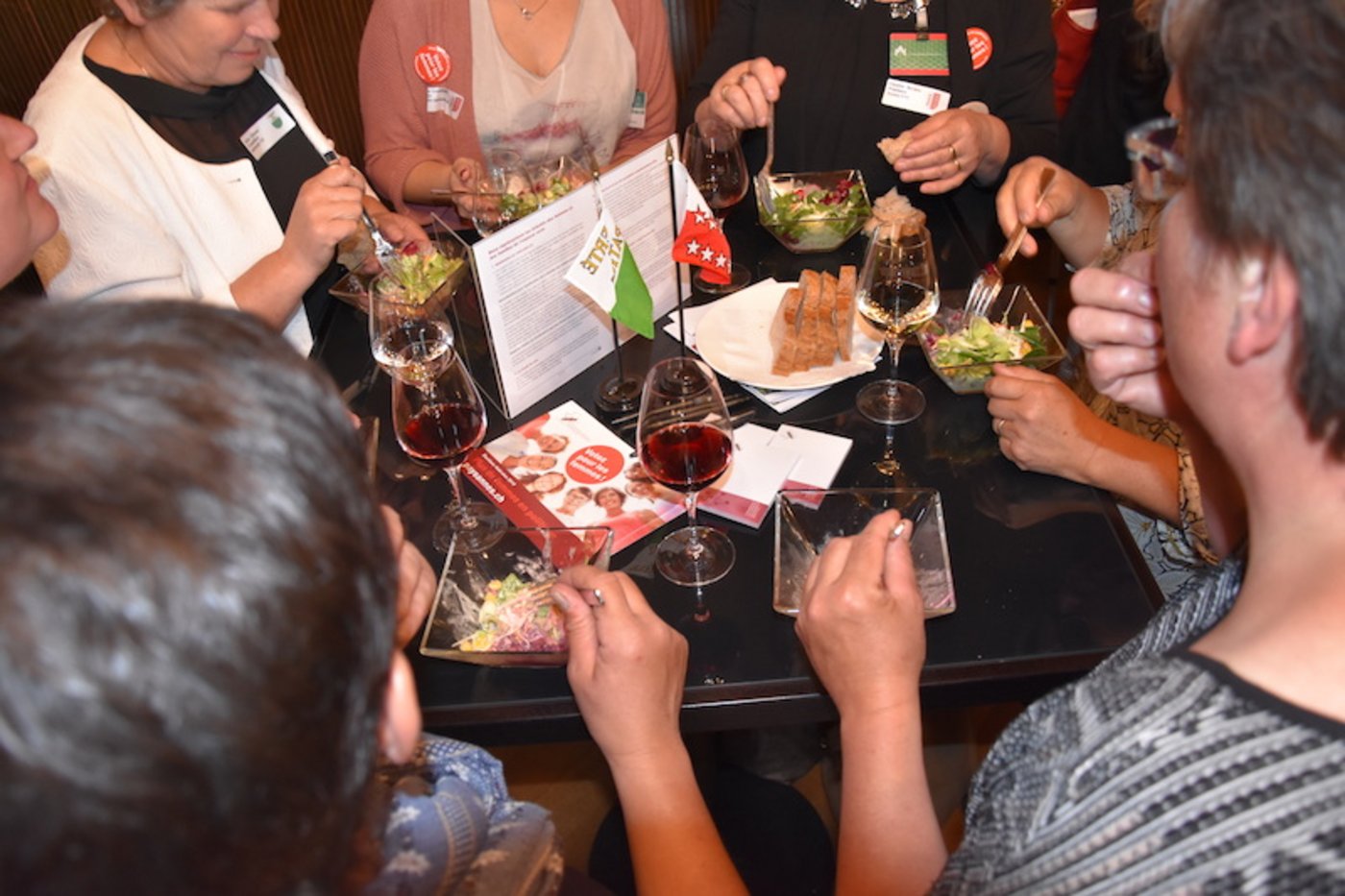 Gemeinsam Mittagessen und sich besser kennenlernen: Netzwerkanlass des SBLV.