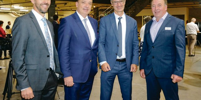 Auftritt für die Aargauer Landwirtschaft: Ralf Bucher mit Markus Dieth, Matthias Müller, Alois Huber (v. l. n. r.).(Bild zVg)