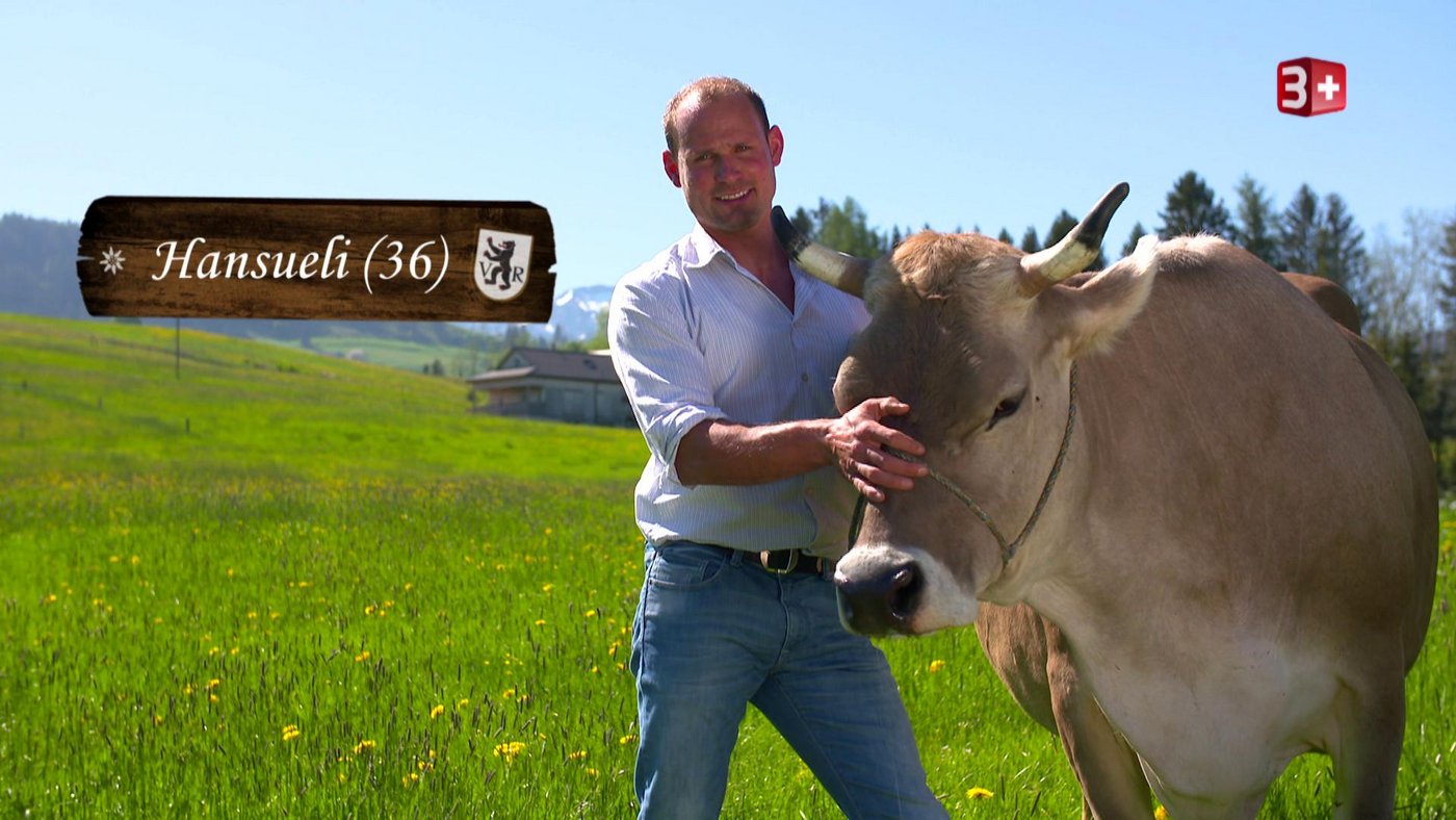 Der 36-jährige Bauer hat mit einem Heim- und drei Alpbetrieben viel um die Ohren. (Bilder 3+)