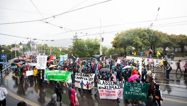 Mit den Aktionen des Klimastreiks, von Extinction Rebellion, dem Collective Climate Justice und dem Collective Break Free können die Jungpolitiker und Junglandwirte nichts anfangen. (Bild Rise up for Change)