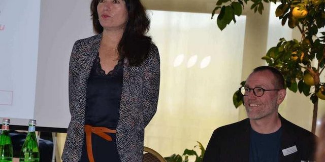 Die Präsidentin Géraldine Savary wird die Vereinigung noch bis im nächsten Frühling begleiten. Alain Farine, Geschäftsführer, konnte an der GV gute Zahlen präsentieren. (Bild jsc)