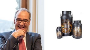 Die Milchkanne von Guy Parmelin stammt aus Indien Dem neuen Bundespräsident wurde von seiner Partei eine schwarze Milchkannen-Laterne geschenkt. (Bild BauZ/Lumières des Alpes)