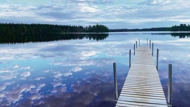 Marina Portmann ist Marina Portmann ist zu Gast im Land der Seen und Wälder. 80 Prozent der Fläche Finnlands sind mit Wald bedeckt und man zählt über 190 000 Seen.