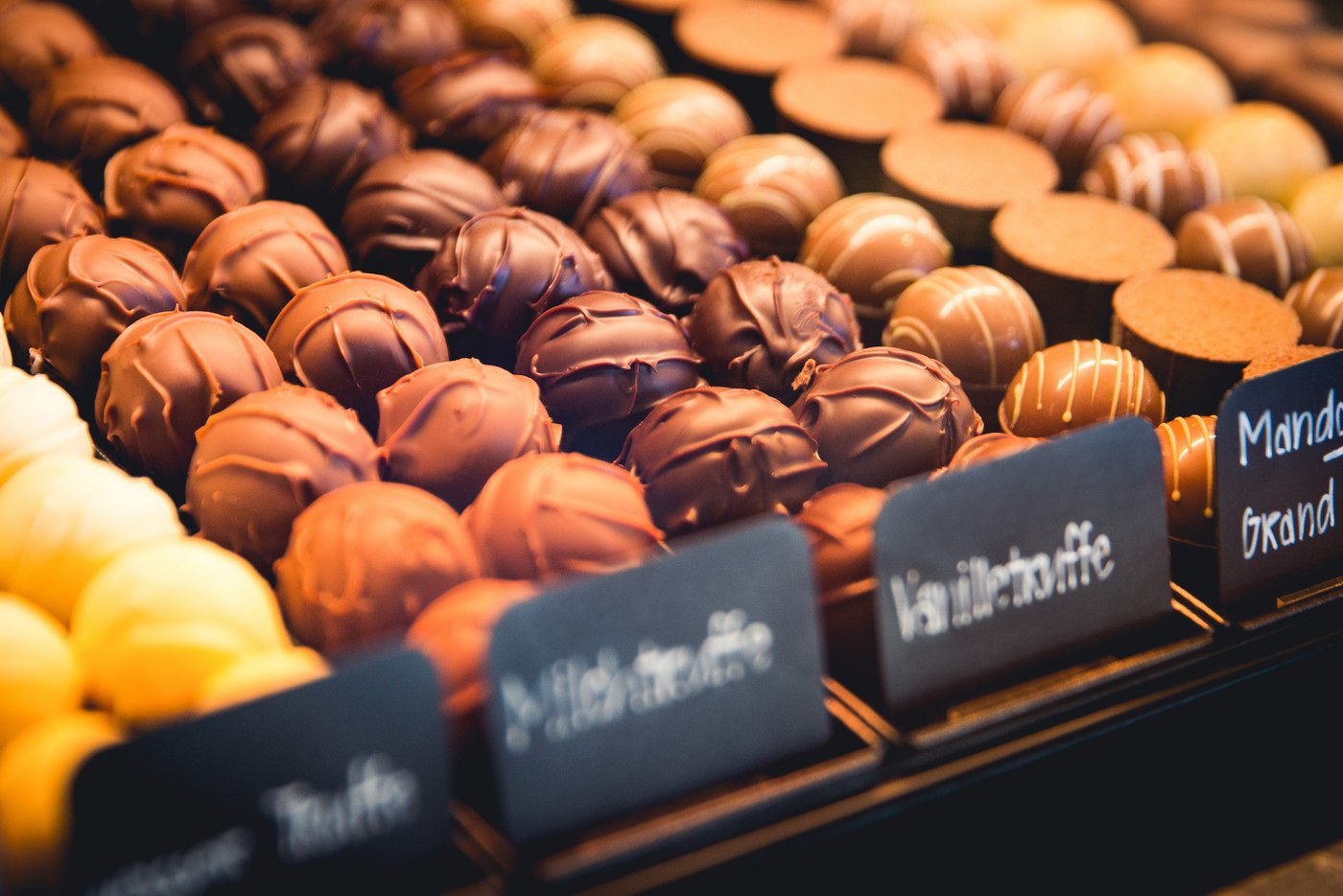 Hand gemachte Pralinen gehören zu den Spezialitäten des Gemsli.(Fotos: Philipp Griesemer)