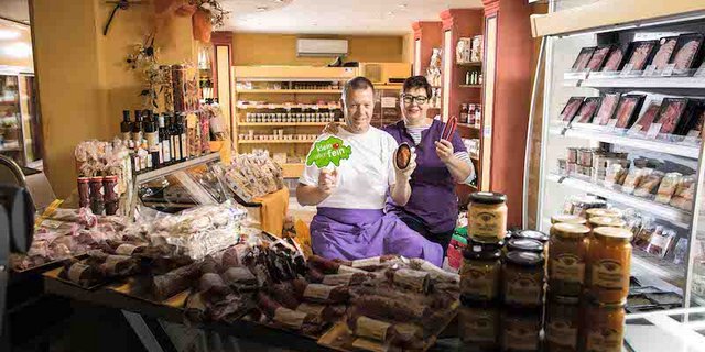 Schweizer Spezialitäten für die Kundschaft und ein guter Absatzkanal für Kleinbetriebe, das ist die Idee hinter «klein aber fein». (Bild zVg)