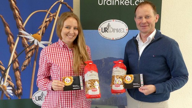 Machen sich stark für Urdinkel-Pasta aus 100 % Schweizer Getreide: Sarah Gerster, Pasta Röthlin AG und Thomas Kurth, Geschäftsführer der IG Dinkel. (Bild zVg)