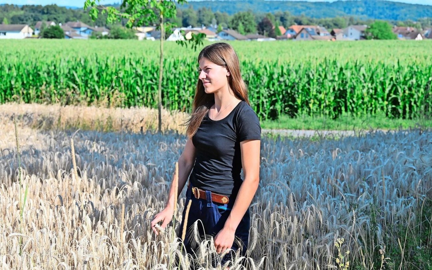 Die Zukunft fest im Blick. Die frisch gebackene Landwirtin Melanie Ackermann hat ein konkretes Ziel vor Augen. Sie will später einmal mit dem Partner zusammen einen Betrieb übernehmen.