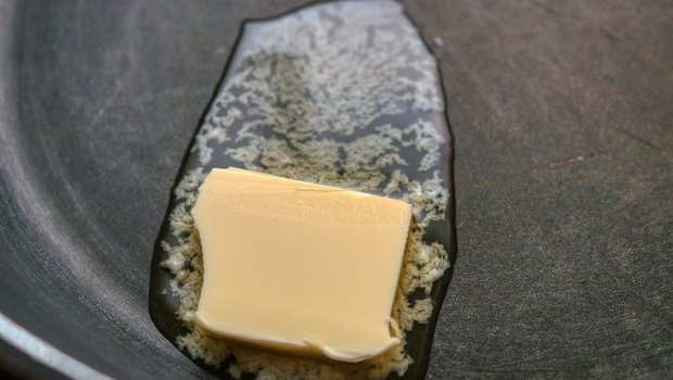 Eine kleinere Mindespackungsgrösse würde Butterimporte fördern, warnt Uniterre. Das sei angesichts des «beschämend» tiefen Milchpreises inakzeptabel. (Bild planet_fox / Pixabay)