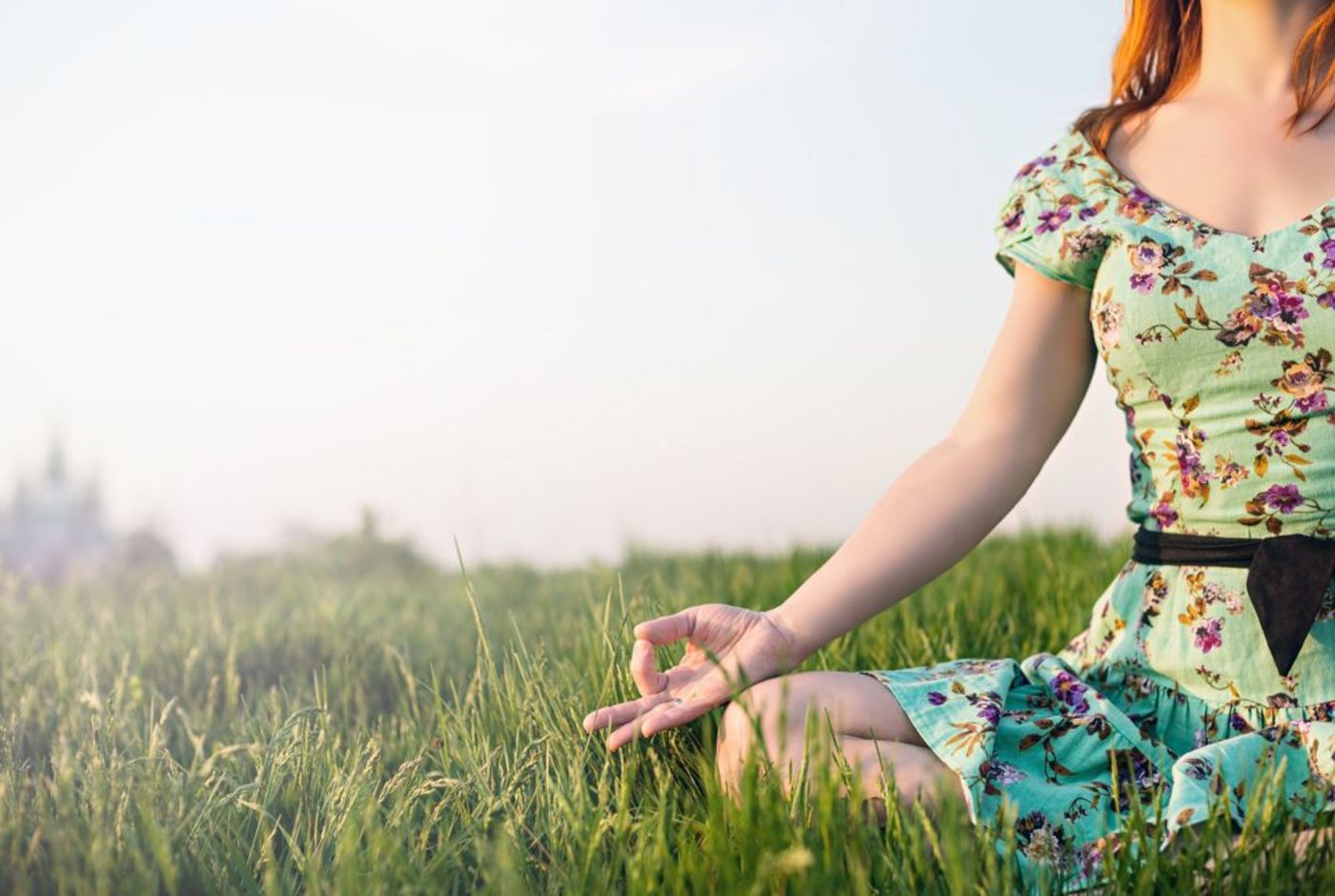 Der Lotussitz ist eine traditionelle Sitzhaltung im Yoga, der auch gerne beim Meditieren eingenommen wird. (Bild fotolia)
