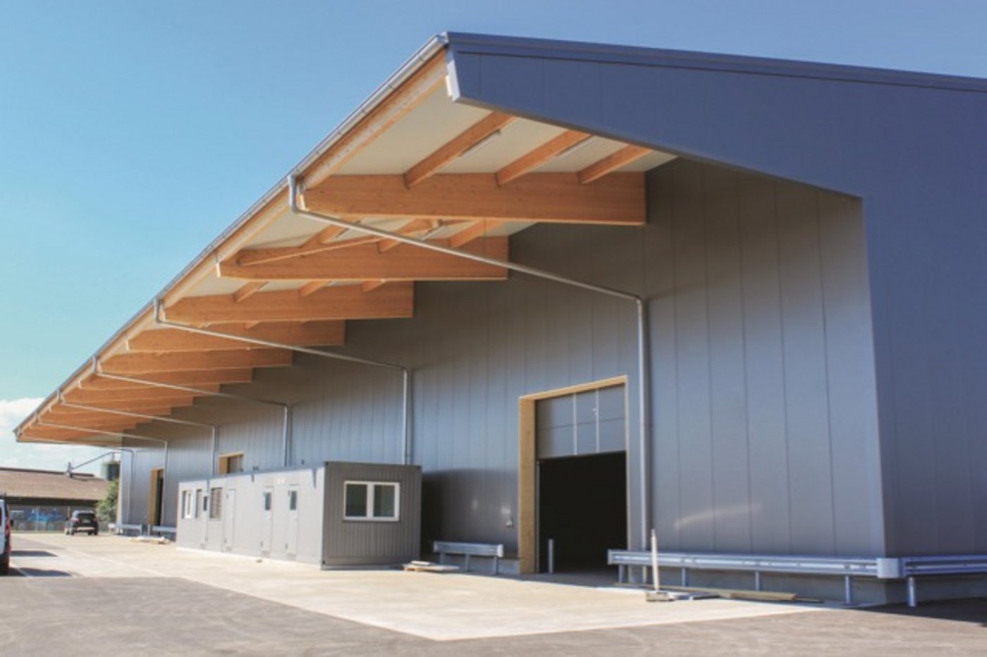 Die neue Kartoffellagerhalle der Fenaco in Payerne VD. (Bild Fenaco)