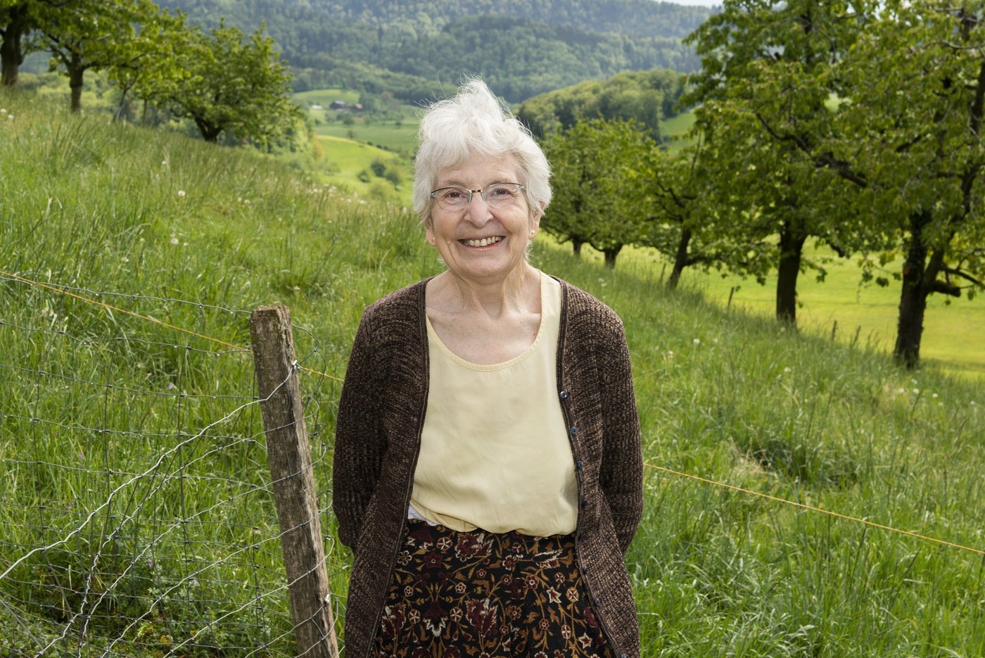 «Heute bin ich der Chumerzhilf auf dem Hof», sagt Altbäuerin Hildy Haas, der «Komm-mir-zu-Hilfe». (Bild Miriam Kolmann)