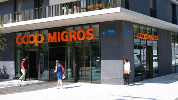 So einig wie selten: Coop und Migros sagen nur leise Nein zu den Pflanzenschutz-Initiativen. (Bild 24Heures)