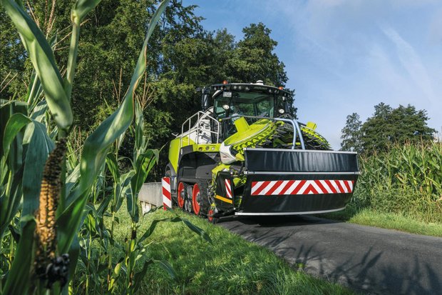 Claas bringt neues ORBIS 900 Maisgebiss mit 3 Meter Transportbreite aufs Feld Claas bringt 2021 ein neues ORBIS 900 Maisgebiss mit 3 Meter Transportbreite aufs Feld. (Bild: Claas)